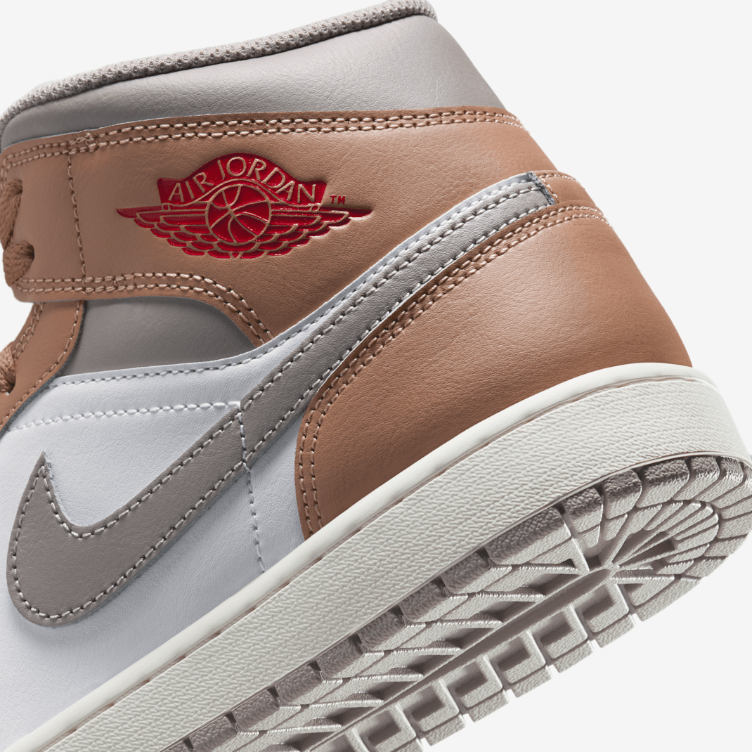 Air Jordan 1 Mid - Image 36
