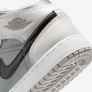 AIRJORDAN1MIDSE28GS29-46.png 25929