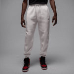 Sail/Black