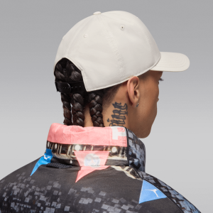 UJRISECAPSCBRLT-14.png 43317